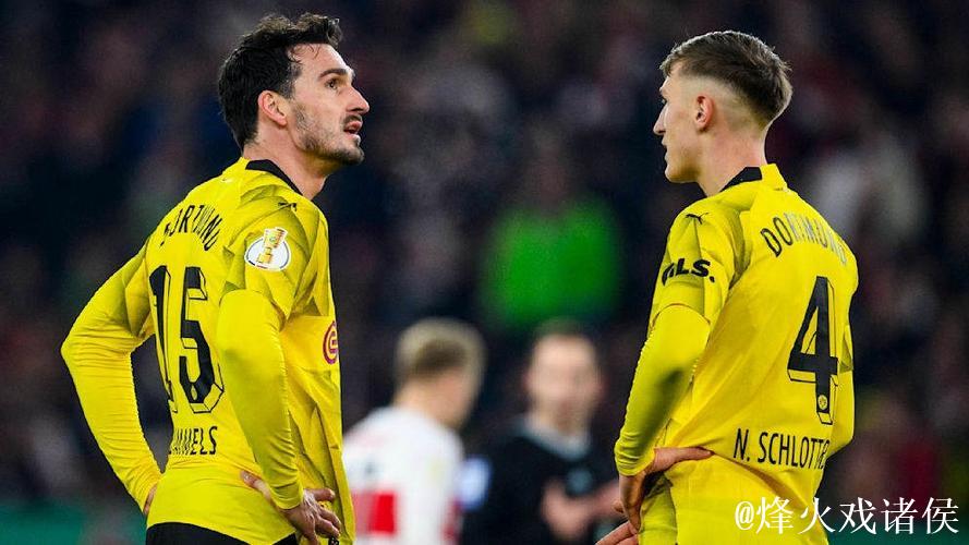 每体：施洛特贝克不打算和多特续约，巴萨正在密切关注
